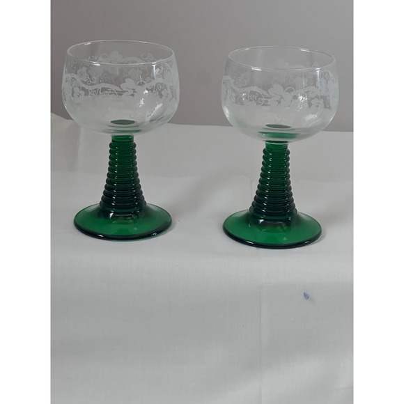 Luminarc Other - Luminarc France Green Etched Grapevine Wine Glasses beehive Stem ribbed Set of 2